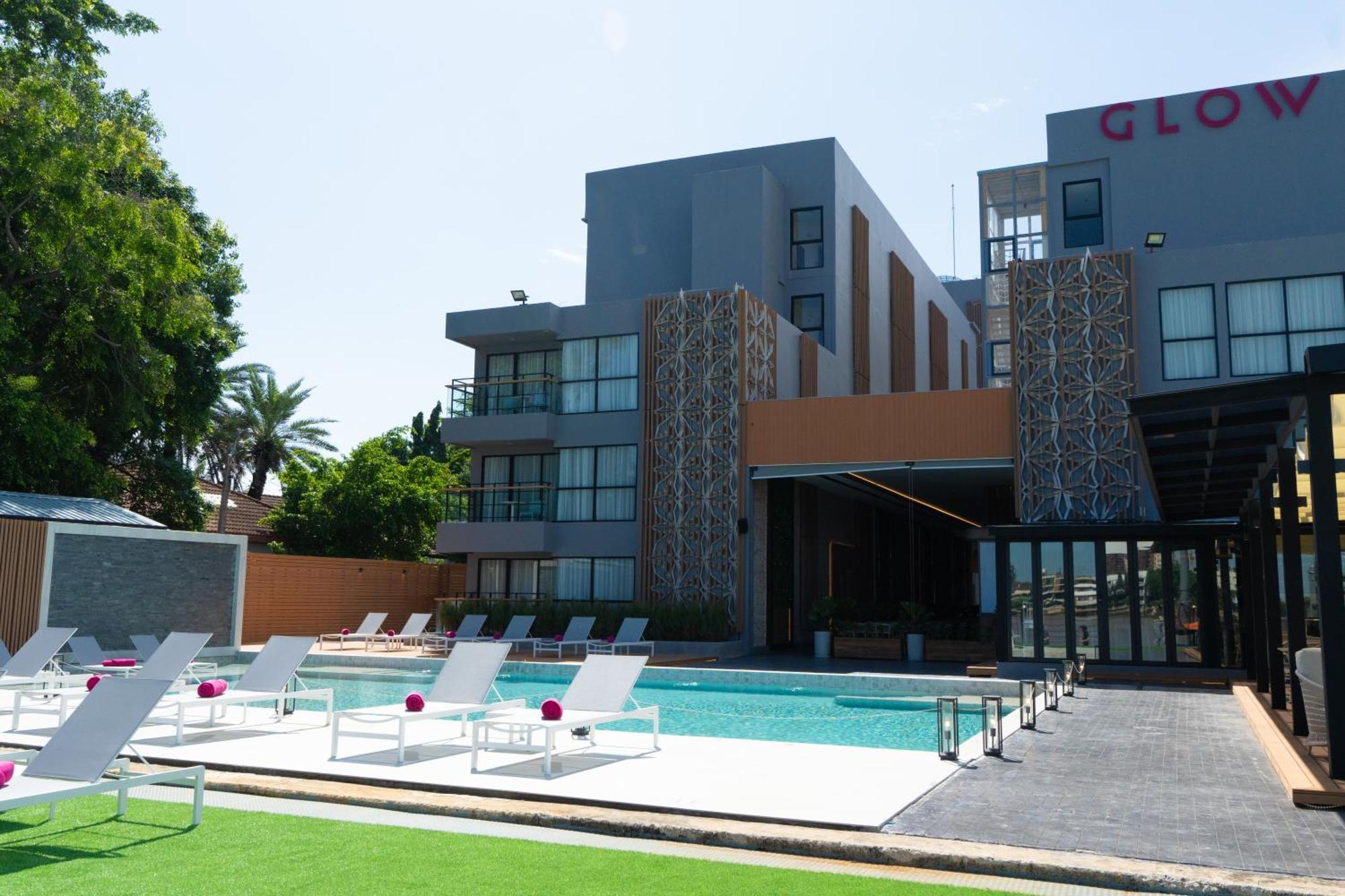 Glow Bangkok Riverside Exterior foto